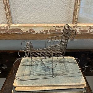 Vintage Wire Sleigh